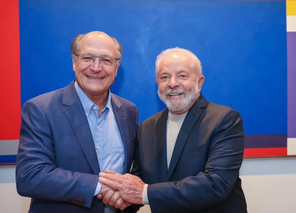Diplomação de Lula e Alckmin acontece nesta segunda