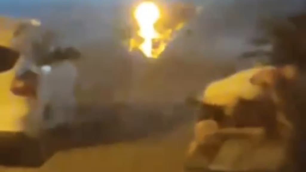 VÍDEO: Marido tenta matar esposa ao ser chamado de “corno” no meio da rua