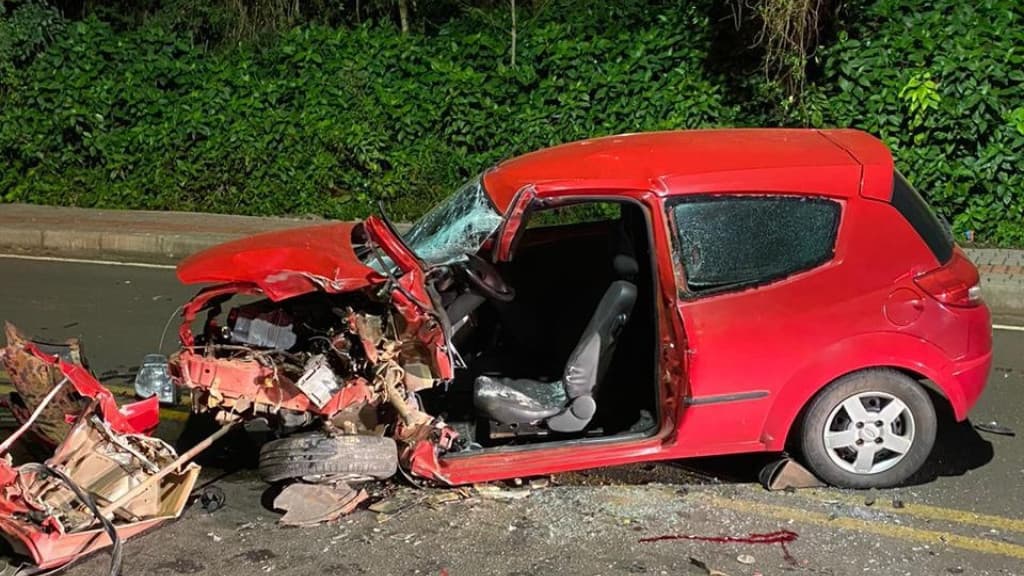 Grave acidente de trânsito tira a vida de mulher em SC