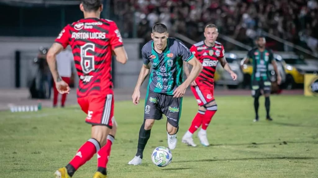 Maringá dá show e Flamengo perde com direito a “olé” na estreia da Copa do Brasil