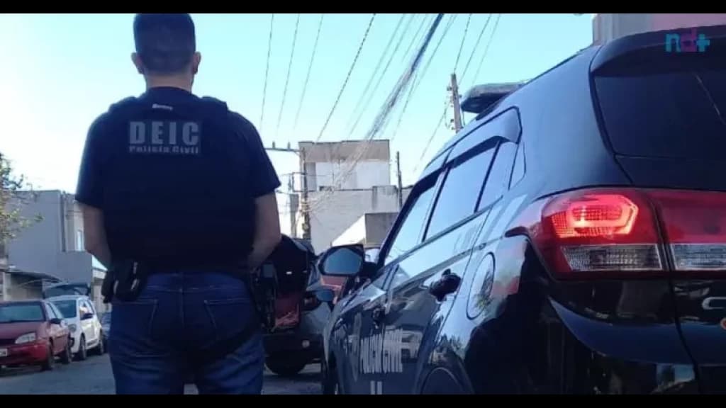Polícia desarticula grupo especializado em furtos de caminhonetes de luxo em BC