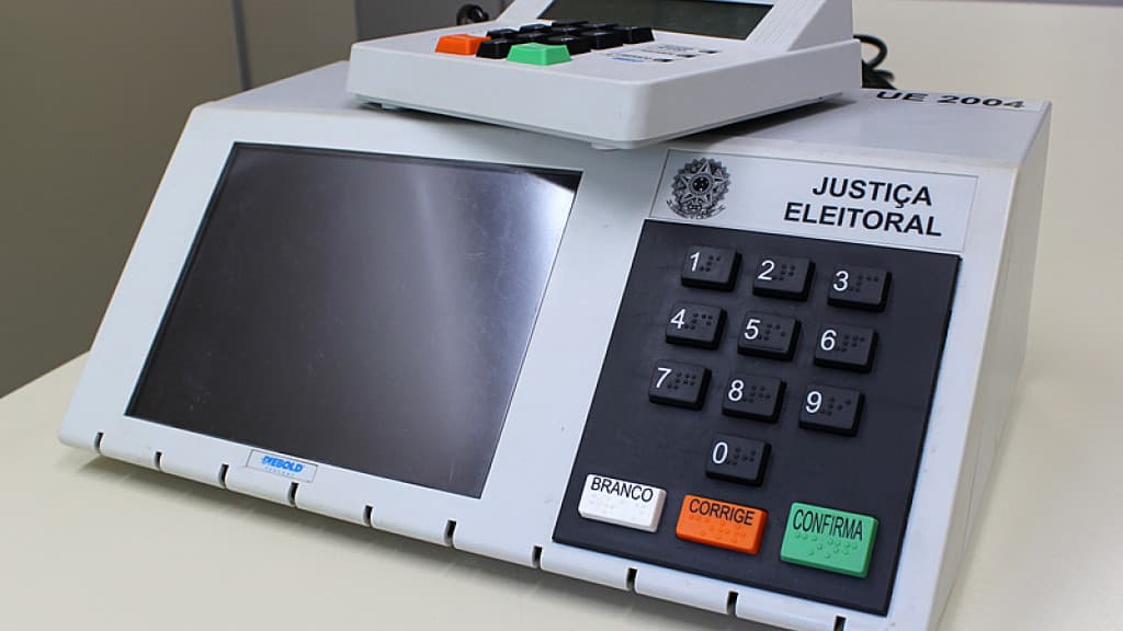 Urnas foram fraudadas nas eleições em SC, diz justiça: “até morto votou”