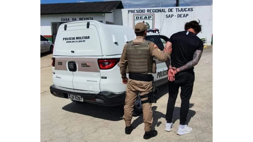 Foragido é preso no Centro de Tijucas