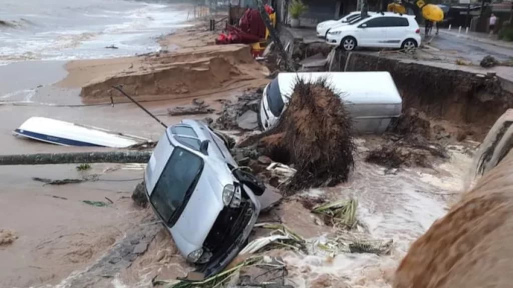 Sistema que causou 40 mortes em SP avança por SC e acende alerta