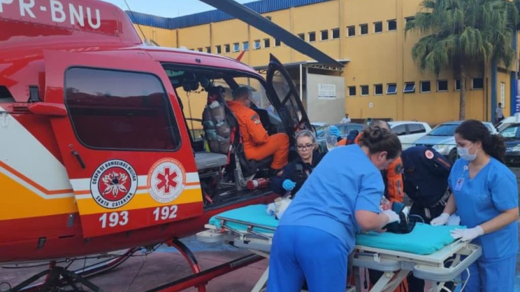 Criança é atropelada pelo veículo do próprio pai em SC