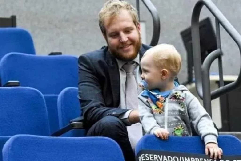Advogado leva filho para sessão e ministro antecipa julgamento