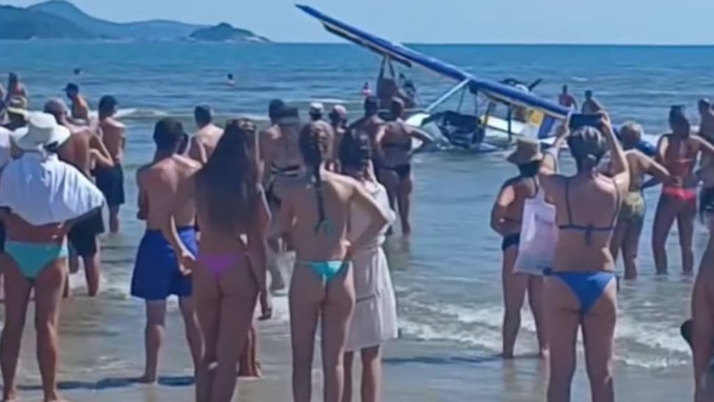 URGENTE: Ultraleve cai no mar em Itapema e bombeiros são mobilizados