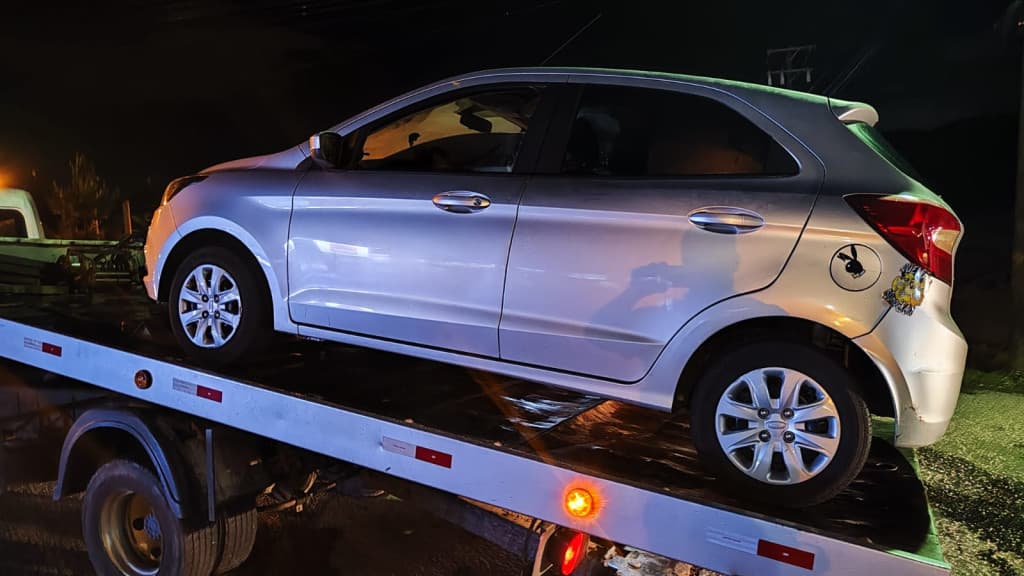 Homem é flagrado e preso com carro furtado na SC-410