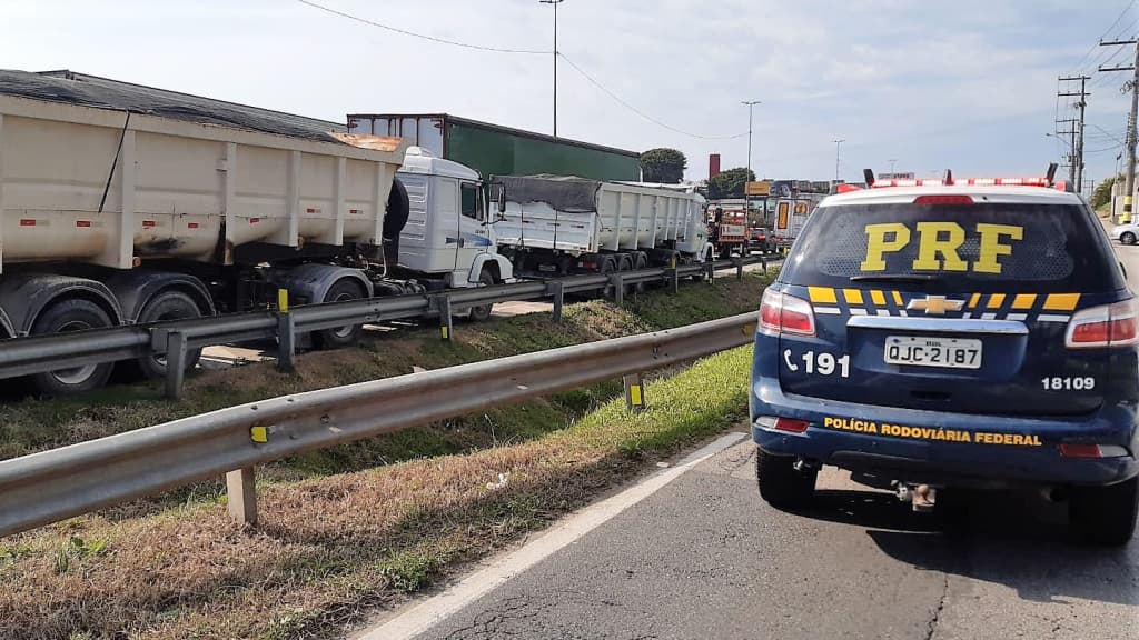 Mais de 18 toneladas de excesso de peso são flagradas na BR-101