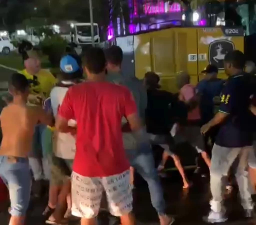 VÍDEO – Apoiadores de Lula esfaqueiam bolsonaristas em Ituporanga (SC)