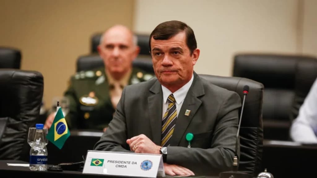 Exército divulga relatório ambíguo: não confirma, mas não descarta fraudes