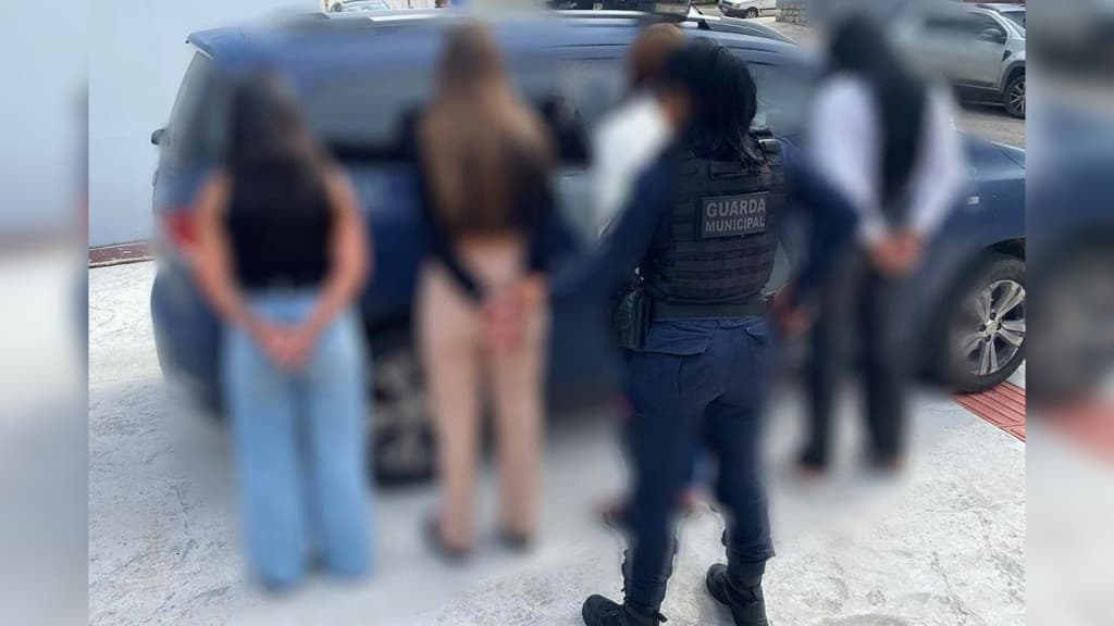 Mulheres são capturadas com produtos de luxo furtados e drogas em Balneário Camboriú