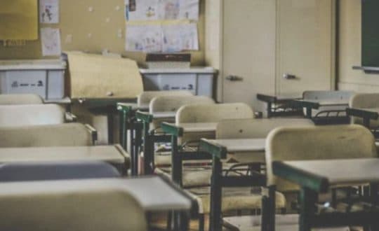 Professora humilhada por diretora recebe indenização