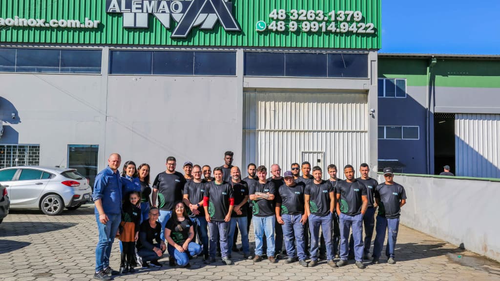 Empresa de Tijucas é destaque nacional em aço inox: “Deus Abençoou”