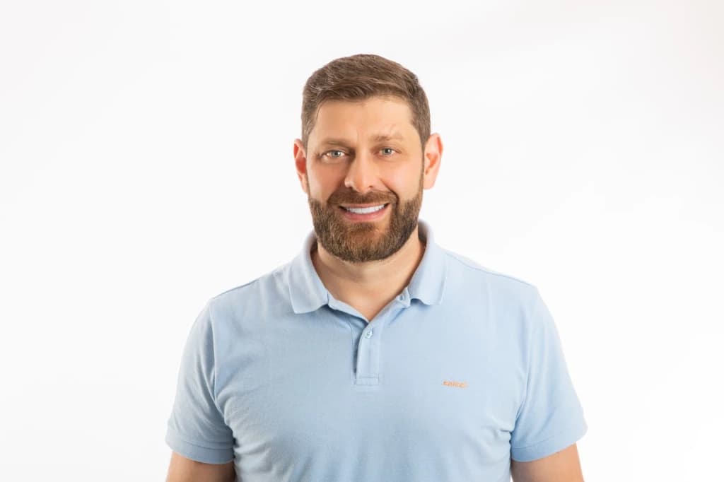 ENTREVISTA: Saúde e turismo são bandeiras defendidas pelo candidato a deputado federal Adriano Pivotto