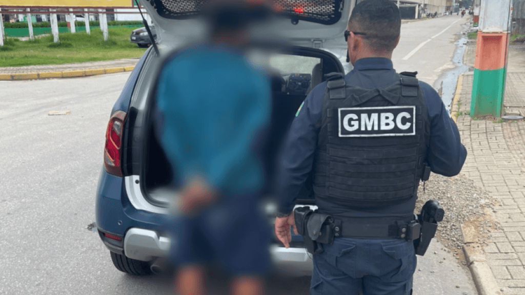 Homem é esfaqueado por morador de rua em Balneário Camboriú