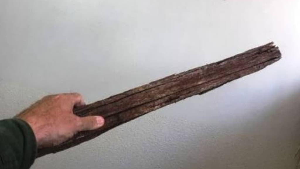 Bêbado invade lanchonete e ataca público presente com pedaço de pau