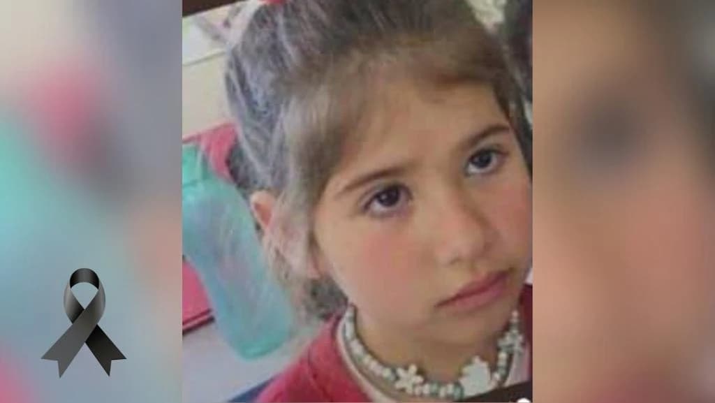 Criança cai em buraco com água e morre afogada em SC