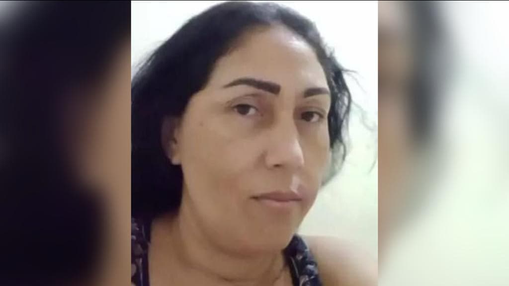 Mulher morta pelo marido e encontrada por filho de 11 anos é identificada