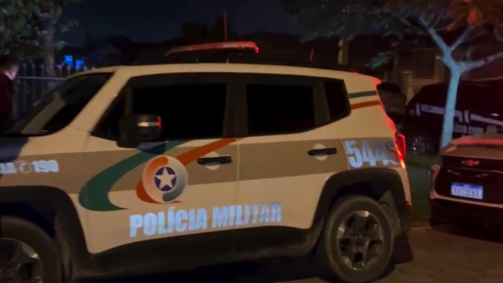 VÍDEO: Mulher é assassinada com tiro nas costas em Araranguá
