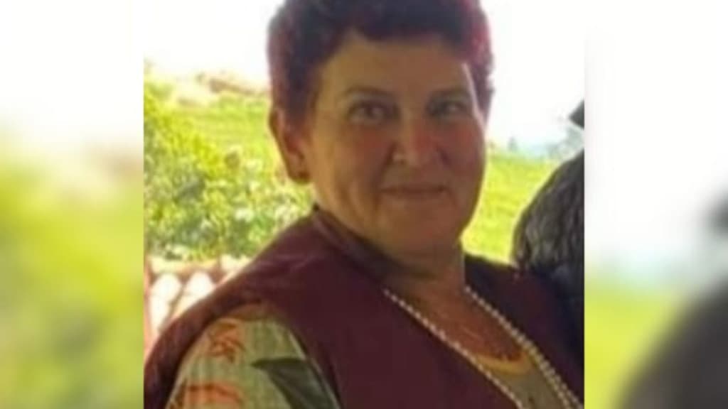 Identificada mulher morta com golpe de machado na cabeça dentro de residência