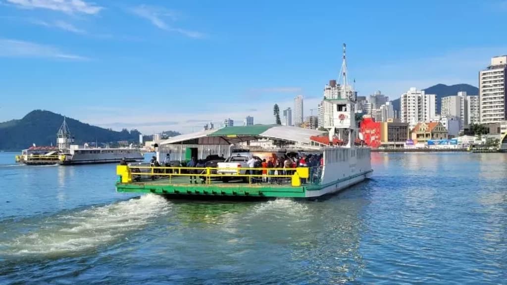 Pagamento via Pix no ferry boat entre Itajaí e Navegantes pode se tornar realidade em breve