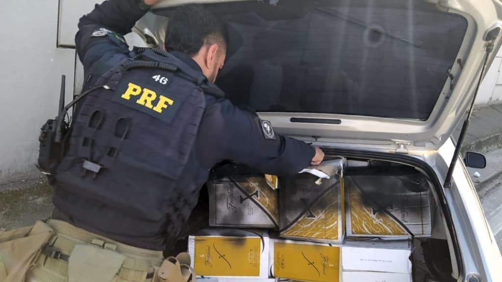 Após perseguição na BR-101, homem é preso com 474 garrafas de espumante argentino