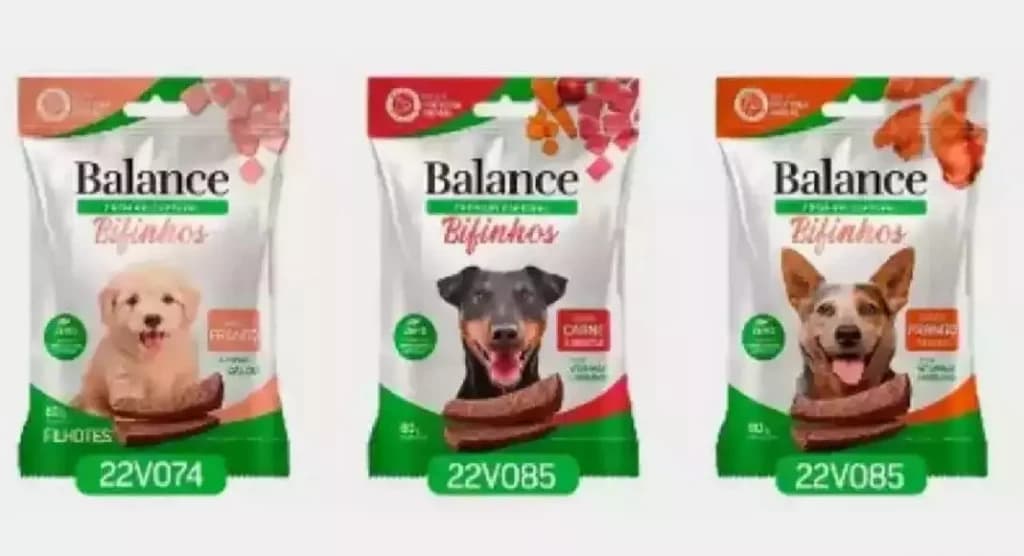 Novo petisco para cachorros é recolhido no Brasil por contaminação