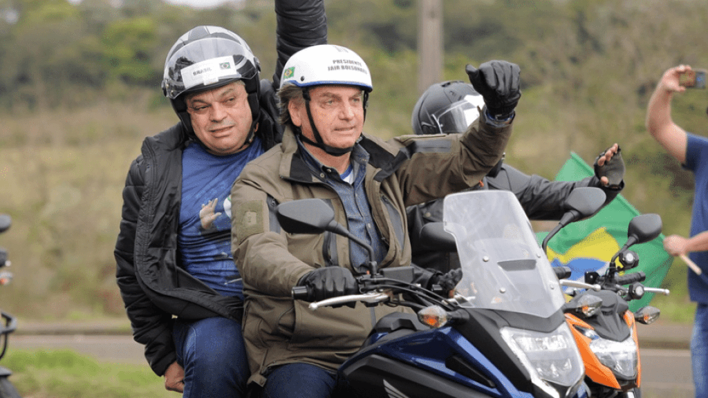 Bolsonaro aceita convite e Lula não participará de evento em Santa Catarina