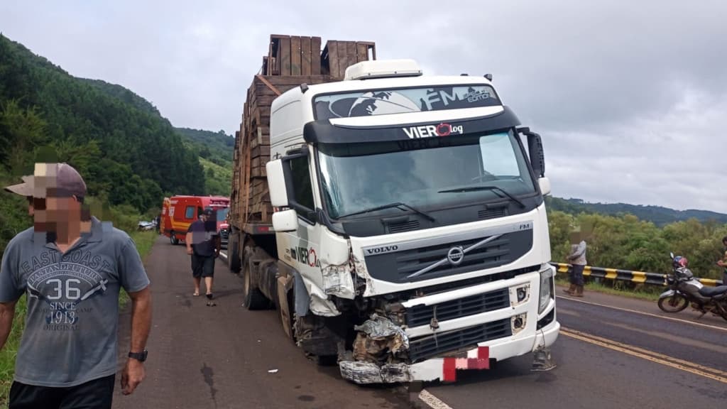 Acidente gravíssimo na BR-282 deixa vítima em estado crítico