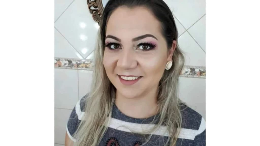 Adolescente acusado de crime contra família se aprensenta à polícia e acaba liberado