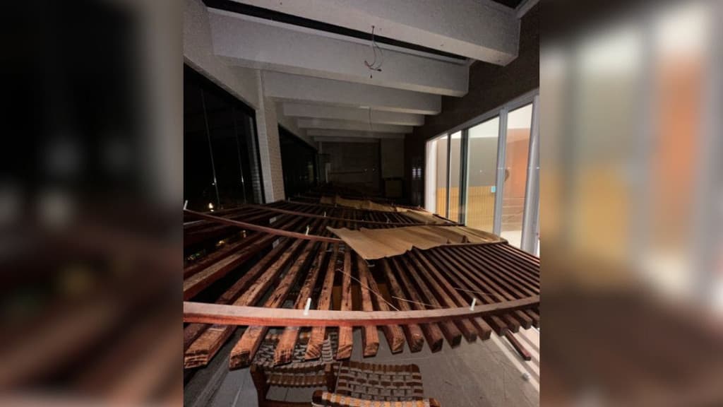 Idosos ficam feridos durante desabamento de laje em Bombinhas