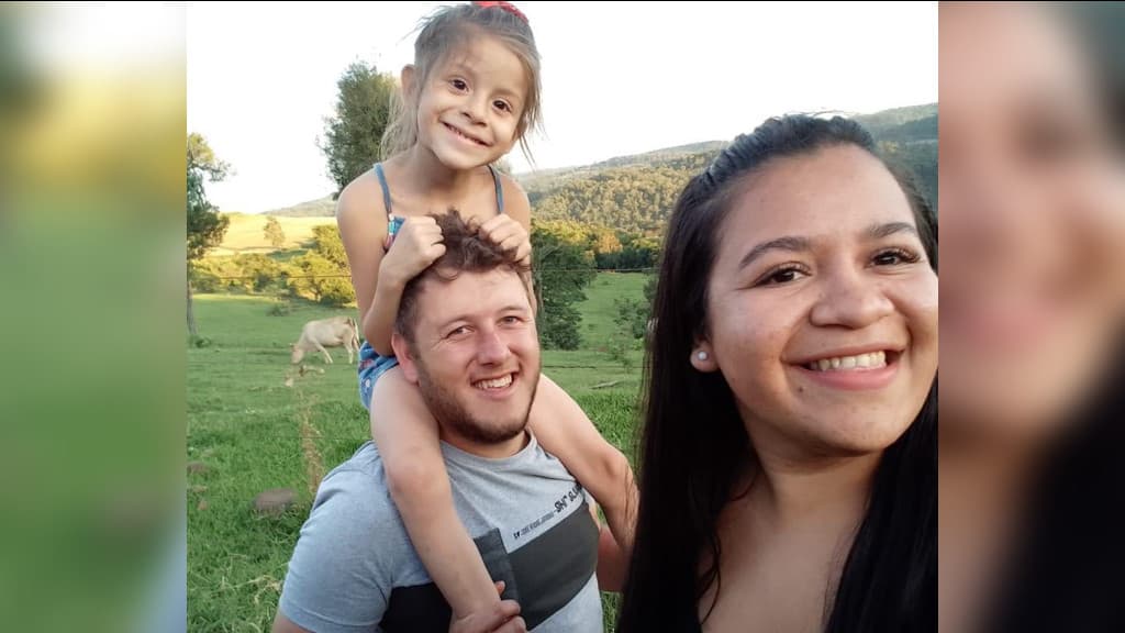 Identificada família morta após caminhão capotar e cair em riacho