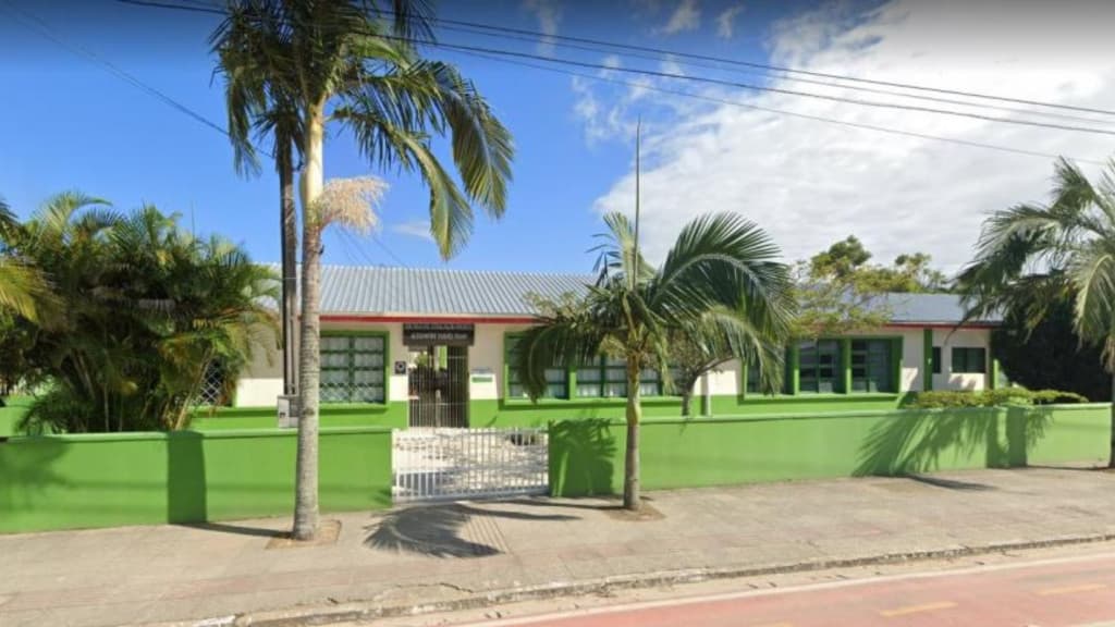 Oportunismo político em Tijucas deixa pais de alunos desesperados