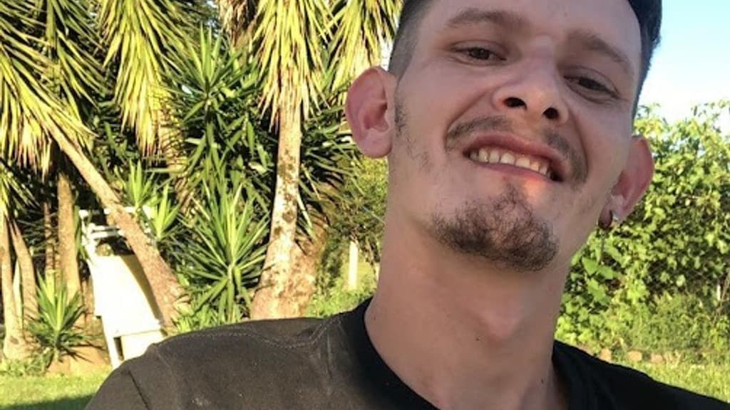 Jovem morre após cair em silo de ração em Santa Catarina