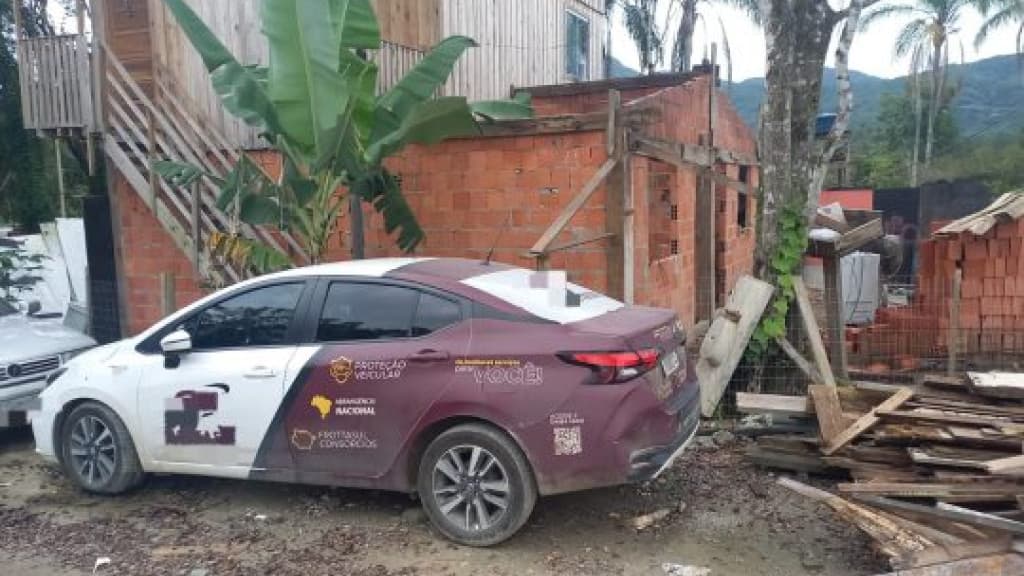 Veículo alugado e nunca devolvido leva à prisão de homem em Itapema