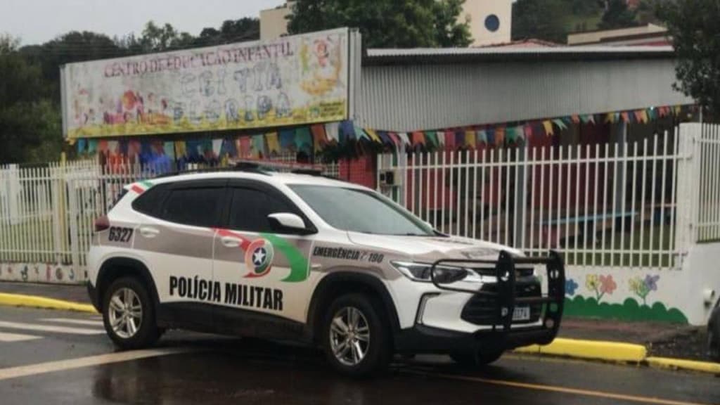 Vigia de escola é preso suspeito de espancar crianças