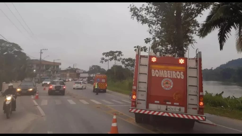 Mãe e filha ficam gravemente feridas ao serem atropeladas em Gaspar
