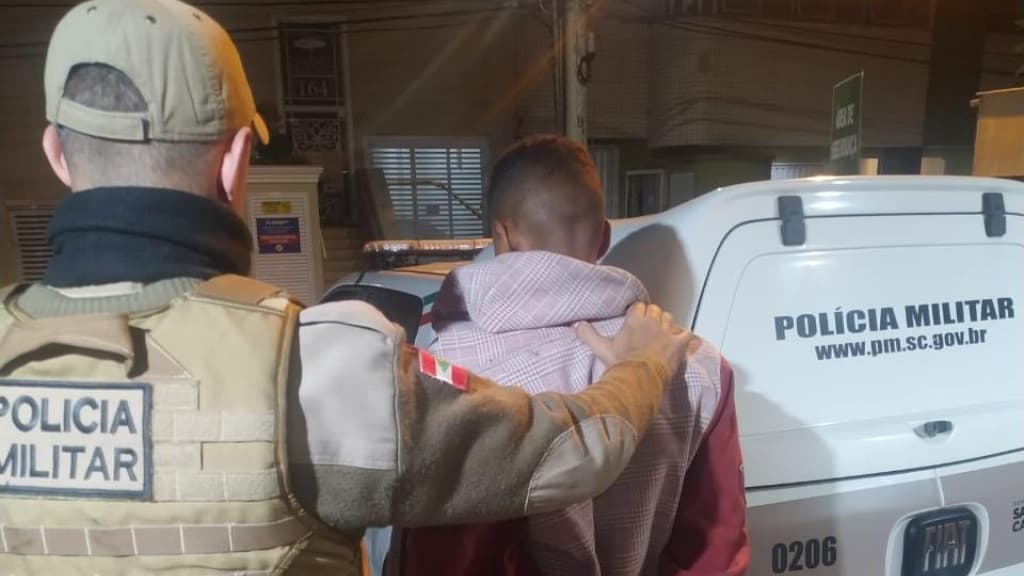 Moradores impedem furto de bicicleta em condomínio de Tijucas