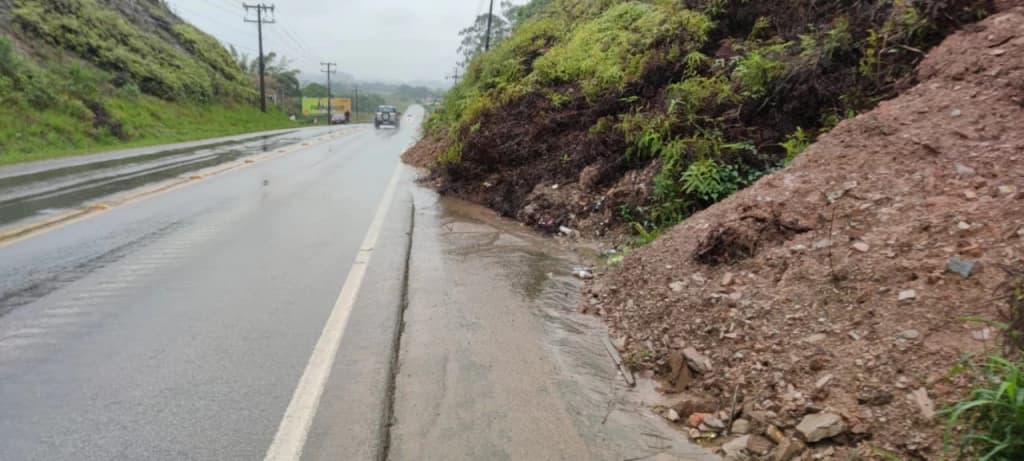 Cidades na Costa Esmeralda e no Vale do Rio Tijucas podem ter deslizamentos