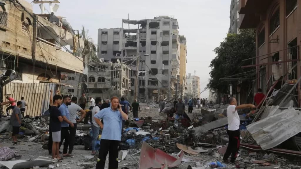 Governo brasileiro aponta que 30 brasileiros, incluindo 16 crianças, ainda estão na Faixa de Gaza