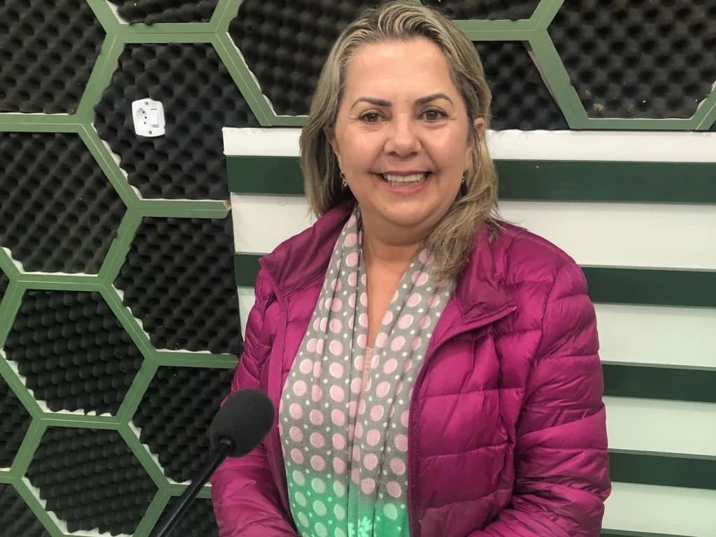 Vereadora denuncia médica de Tijucas: “Dotorazinha mal-amada”