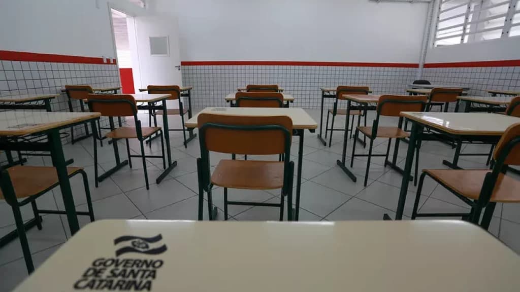 Professora de Bombinhas diz que SC é o estado “mais nazista do Brasil”