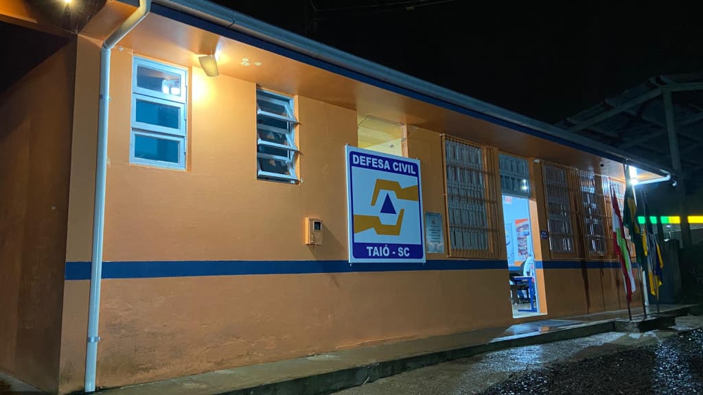 URGENTE: Mais uma cidade de SC alerta para enchente e abre abrigos