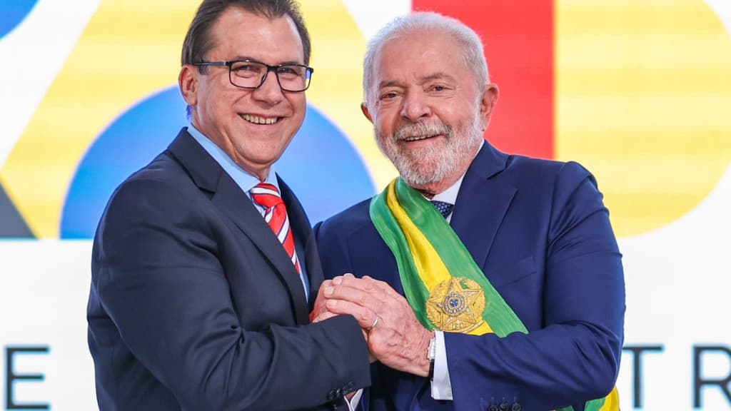 “Já passou da hora”: Brasil pode ter jornada de trabalho de 4 dias por semana
