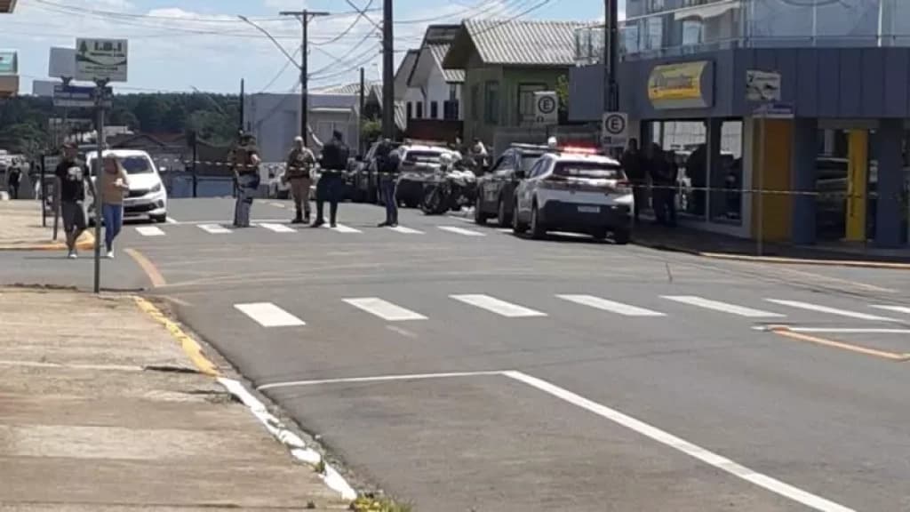 Agência bancária sofre tentativa de assalto em Santa Cecília