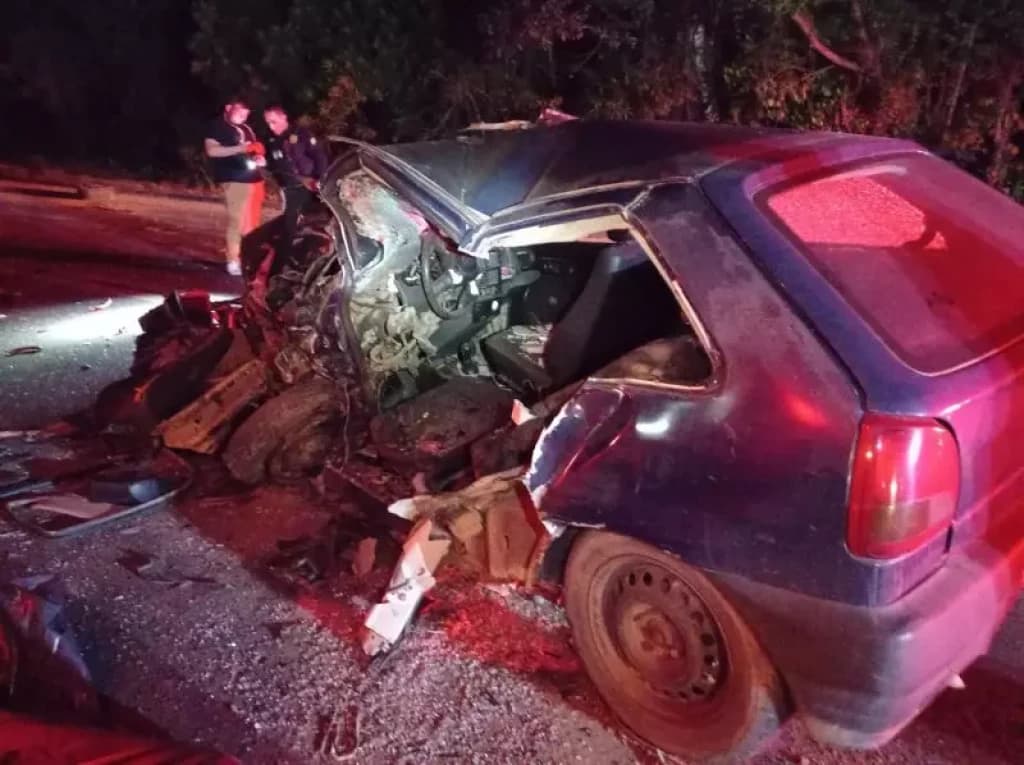 Homem morre em colisão frontal na BR-470