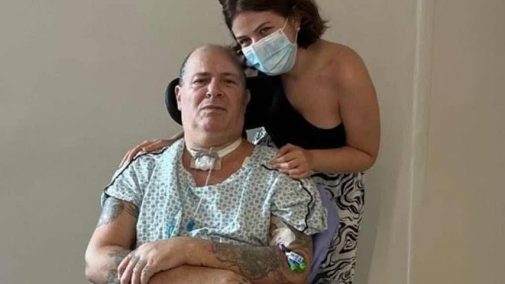 Mingau recebe alta após 4 meses de internação por tiro na cabeça