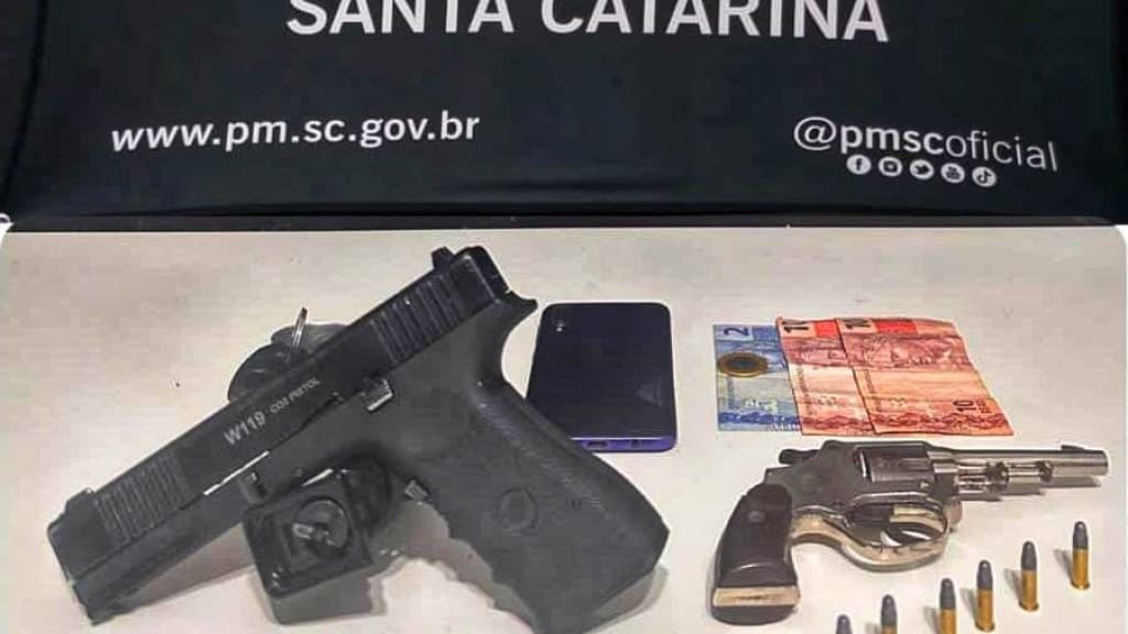 Bandidos são presos um dia após roubo e têm novo assalto frustrado pela PM