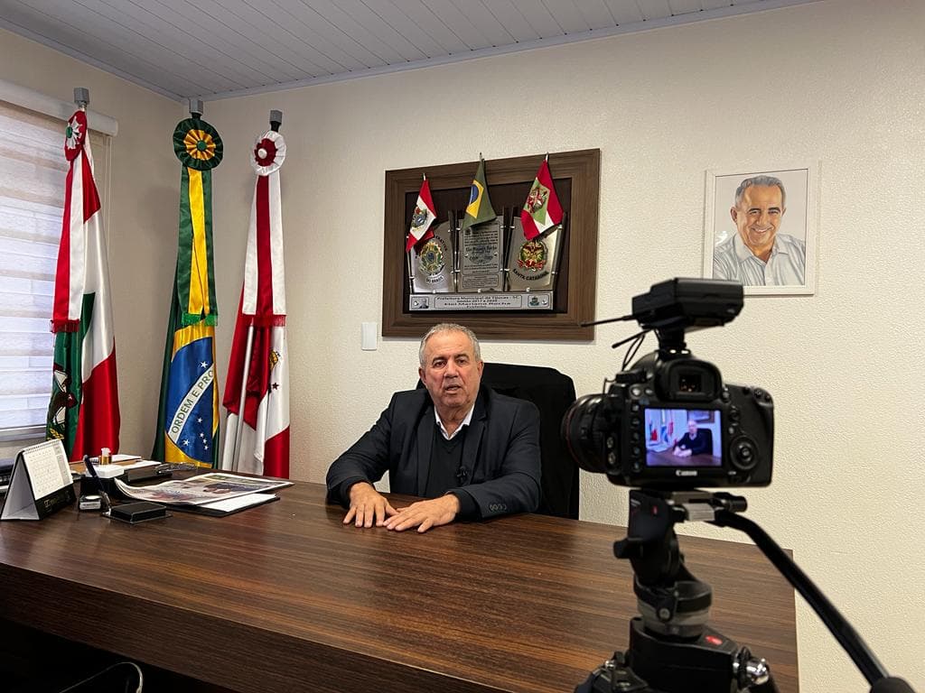 “Não há barreiras para o crescimento de Tijucas, mas falta mão de obra”, diz prefeito